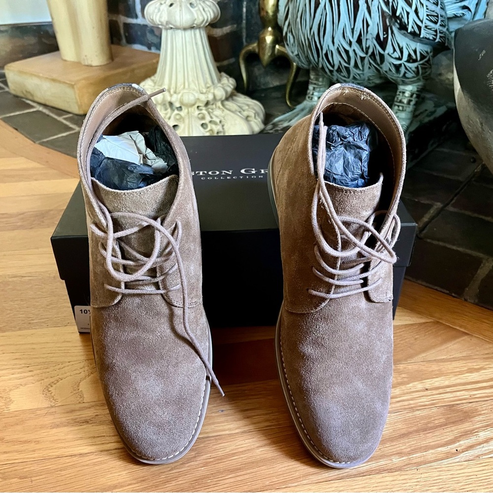 Men's Brown Suede Chukka Boots